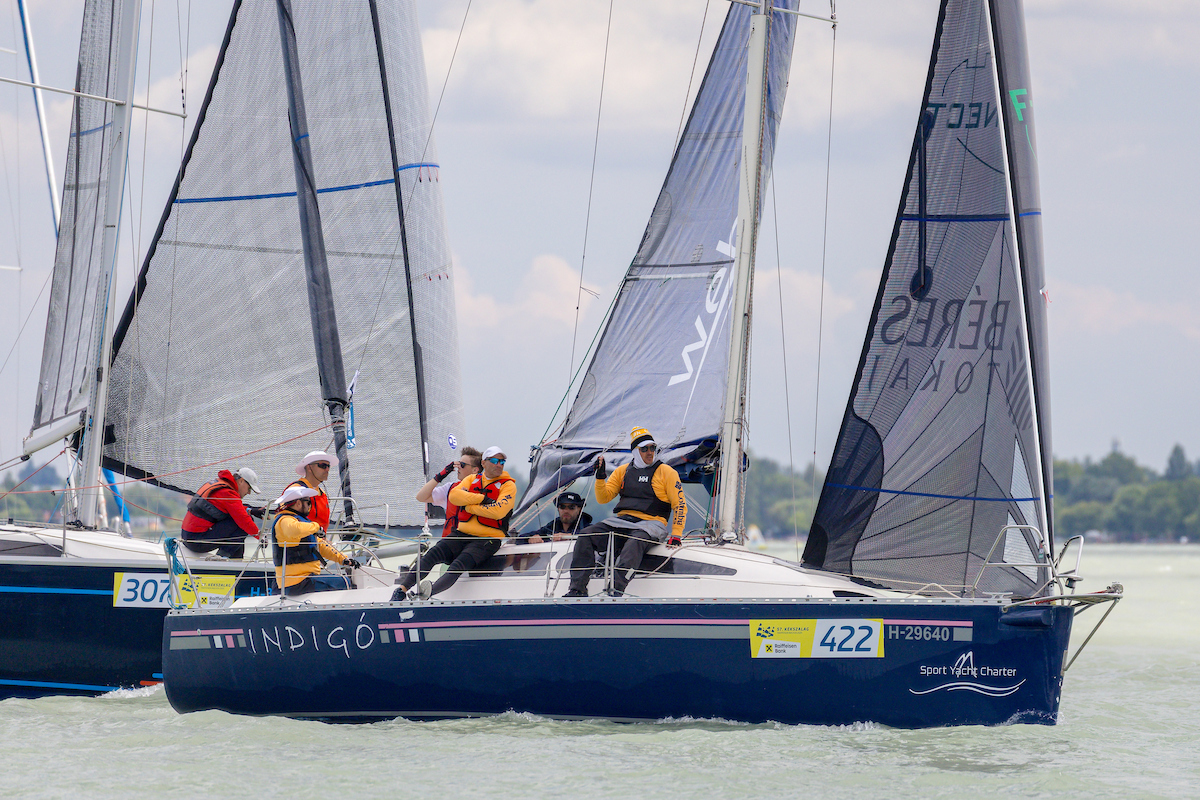 [Vitorlás közösség]